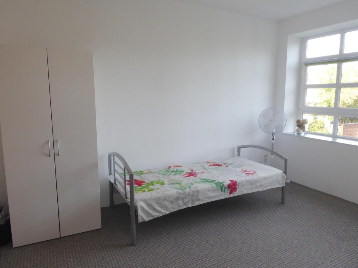 App. Weisses Haus Apartman Hohen Neuendorf Kültér fotó